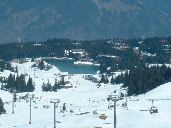The view down to the highest Courchevel resort, there are a number.